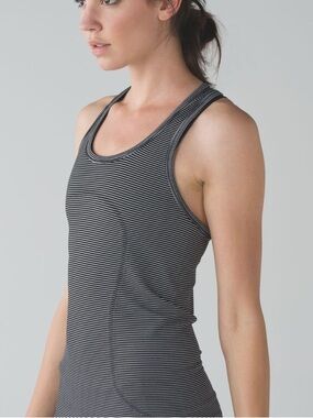 Lululemon Swiftly Tech Racerback Hyper Stripe Black Size 6